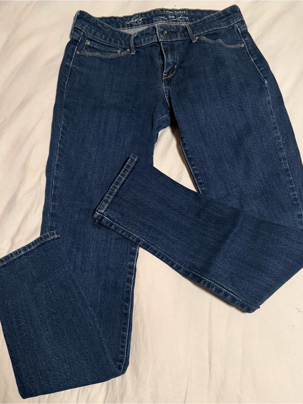 Dark Blue Women’s Levi’s Straight-Leg Jeans (28x32)